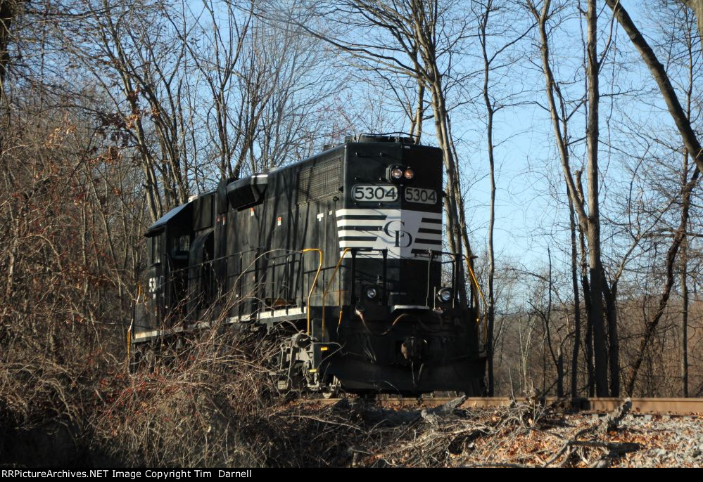 DRRV 5304 waits to go to work